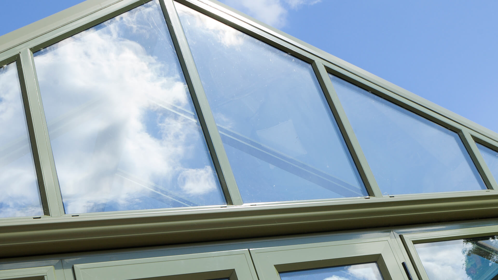 Lusso Aluminium Gable Windows