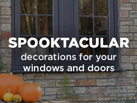 Spooktacular decorations for your windows and doors at home